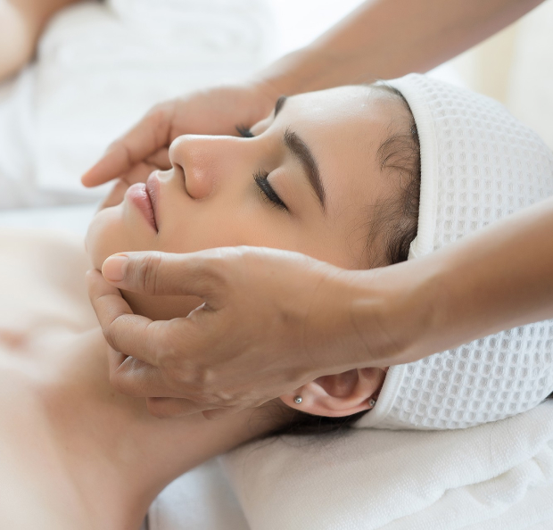 soin du visage à La Roche-Posay près de Châtellerault dans la Vienne 86